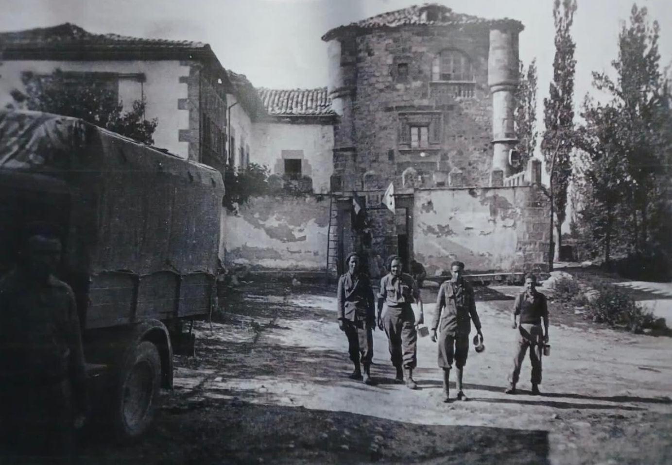 Palacio De Los Alvarado En Las Merindades El Ribero Екстериор снимка