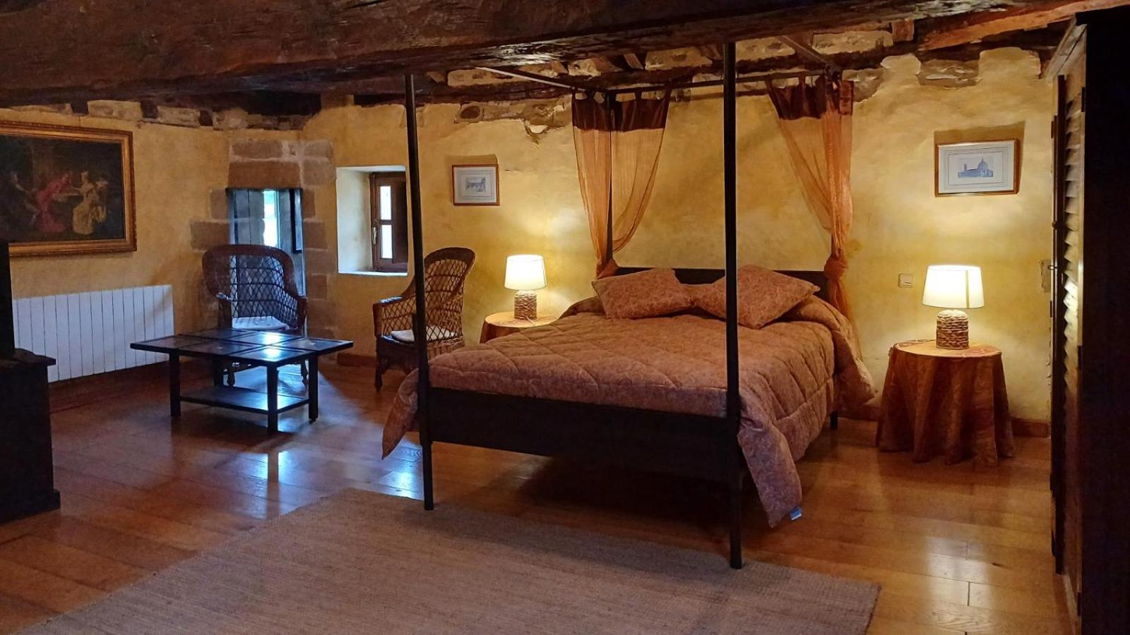 Palacio De Los Alvarado En Las Merindades El Ribero Екстериор снимка