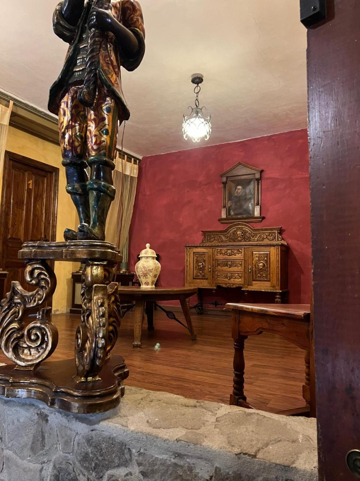Palacio De Los Alvarado En Las Merindades El Ribero Екстериор снимка